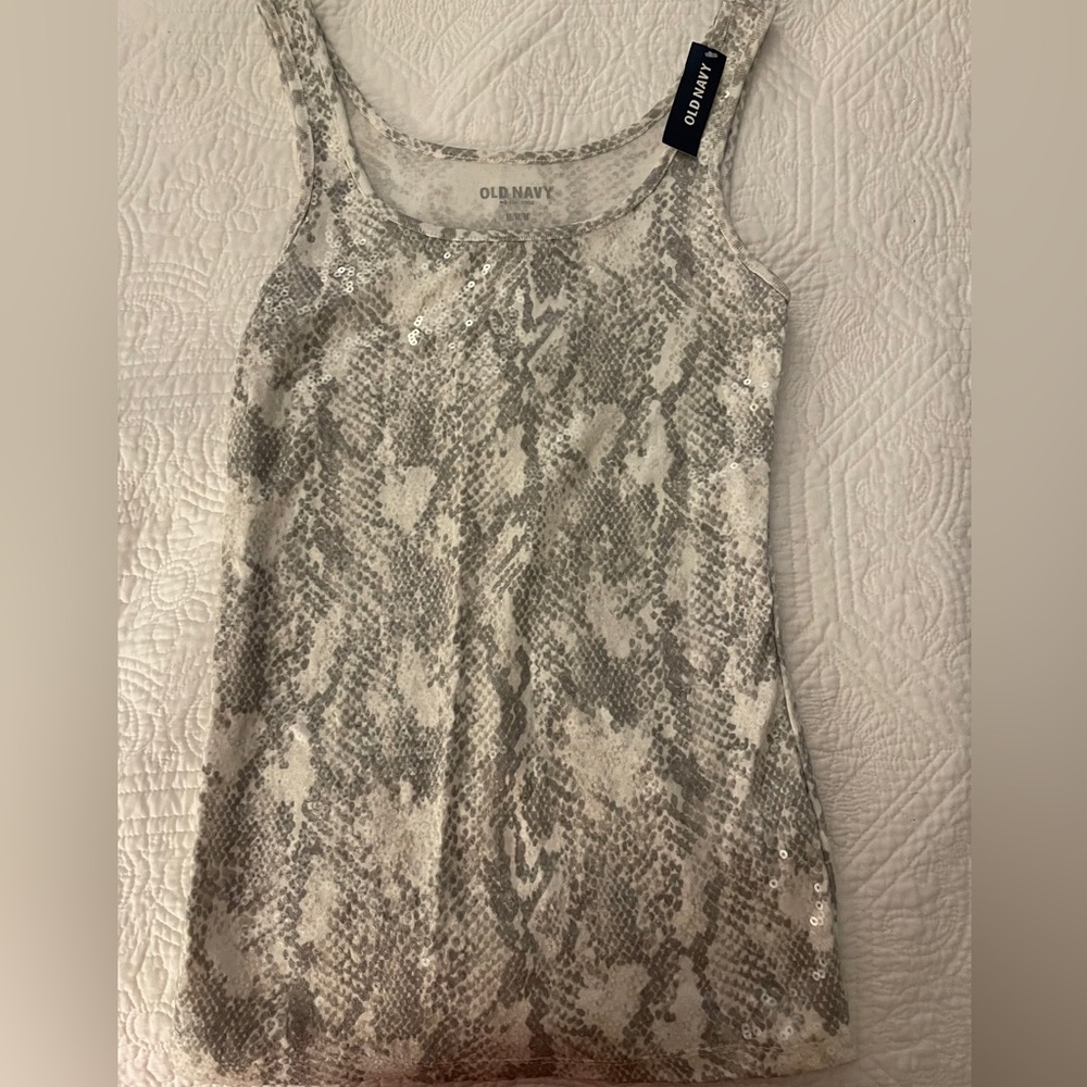 Old Navy tank